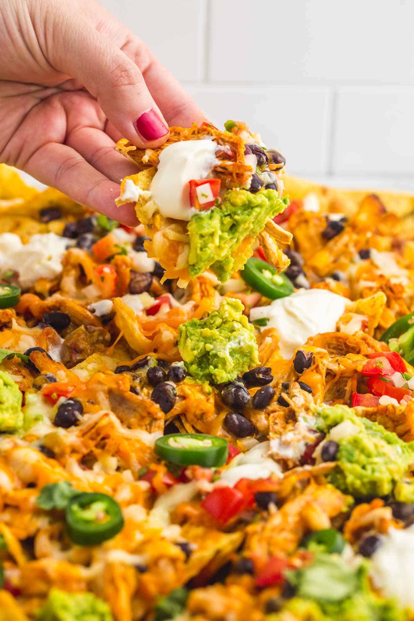 Easy Chicken Nachos: The Ultimate Family Meal Guide